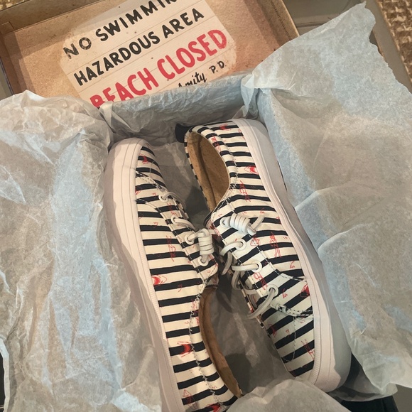 Jaws Sperry shoes - Picture 9 of 10